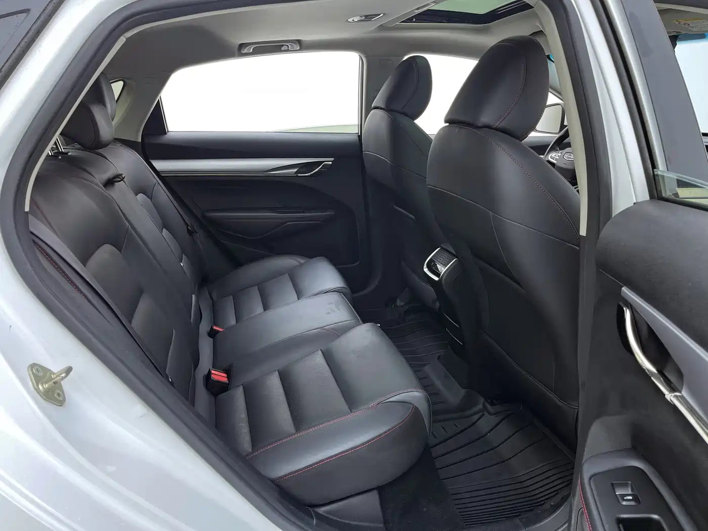 GEELY AUTOMOBILE BINRUI