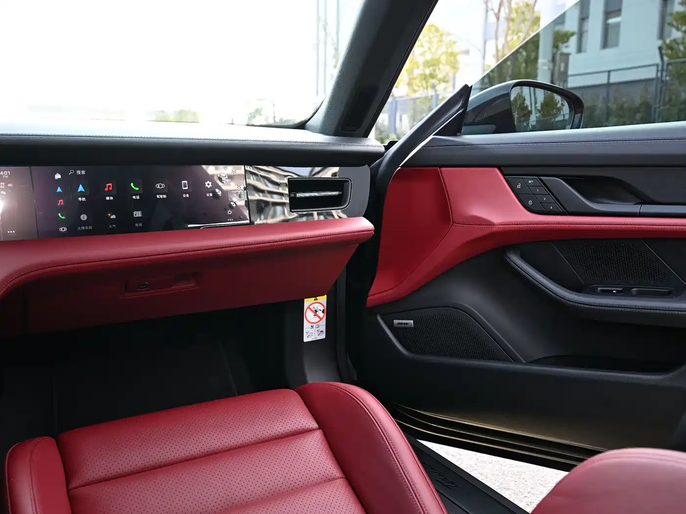 Porsche Taycan 2022 Taycan фото 12