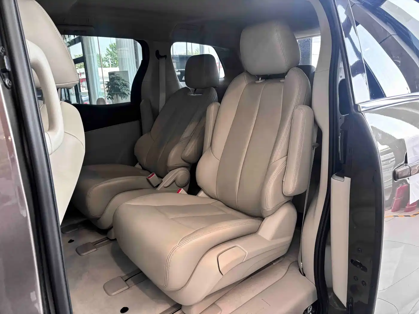 Buick GL8 2023 Model Land Business Class Comfort фото 9
