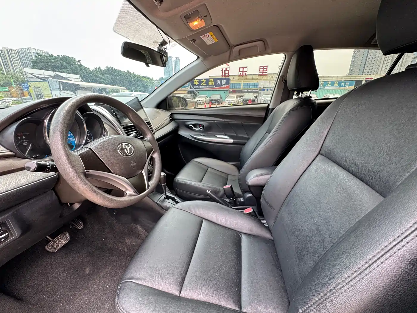 Toyota YARiS L Zhi Xuan 2015 1.5E Auto Charming Edition фото 5