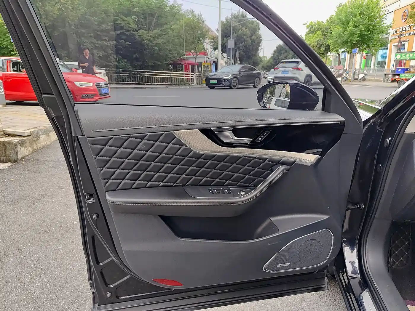 Hongqi HS5 2019 2.0T Smart Connect Enjoy Edition фото 6
