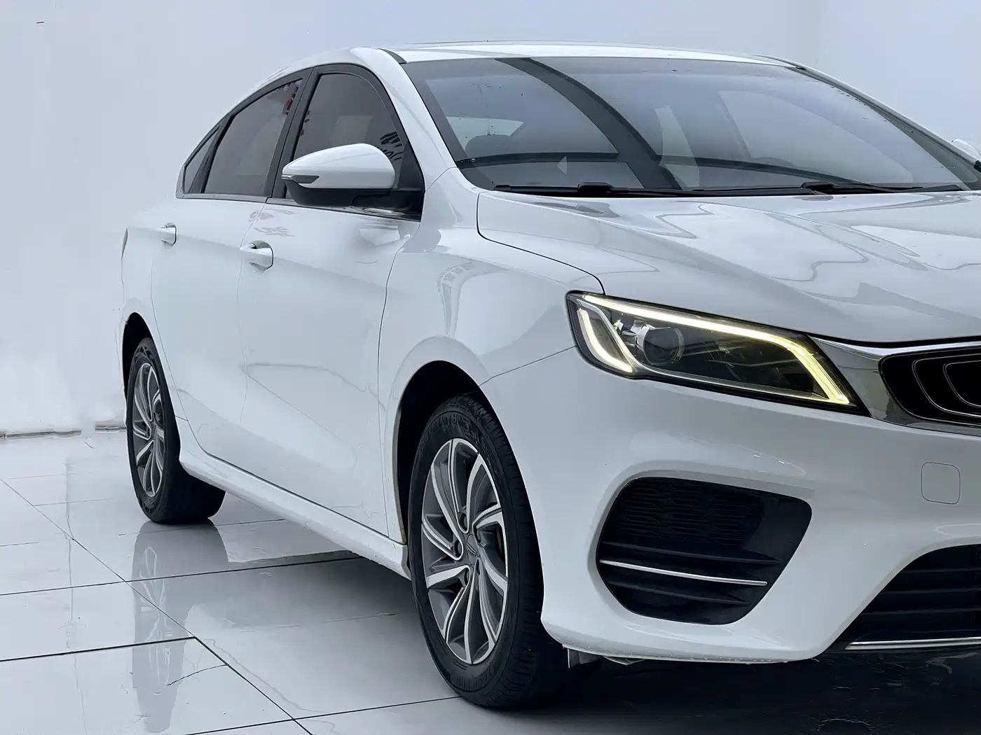 GEELY AUTOMOBILE BINRUI