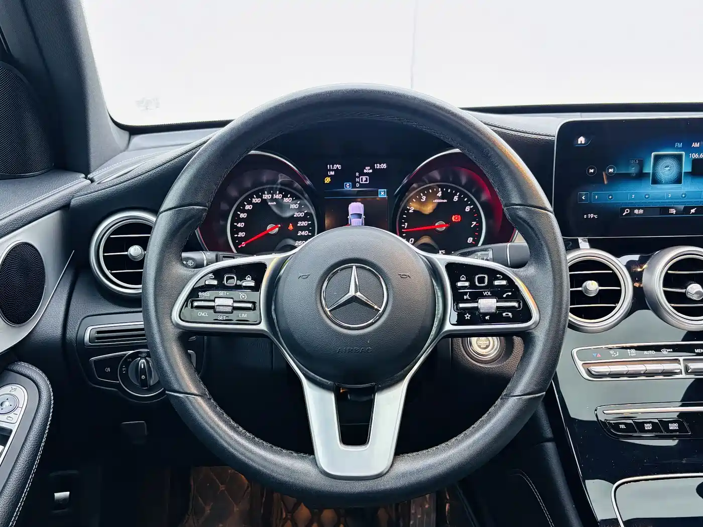 Mercedes-Benz GLC 2020 GLC 260 L 4MATIC Dynamic фото 10