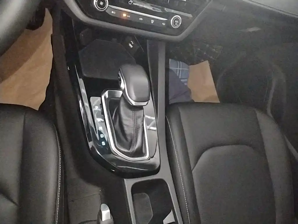 Ford Escort 2022 2021 1.5L Automatic Diamond Edition