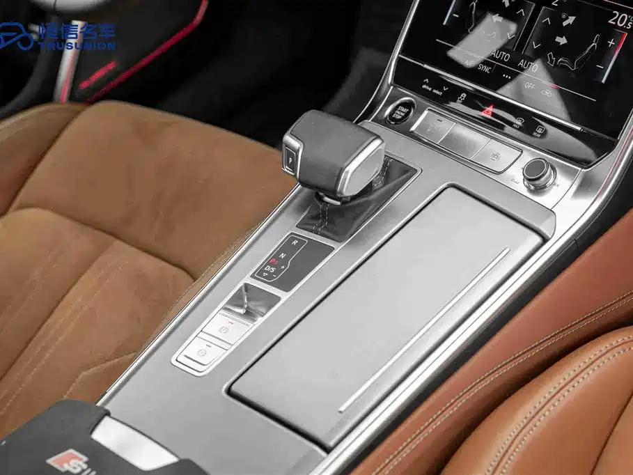 Audi A7L 2024 45 TFSI Luxury фото 19