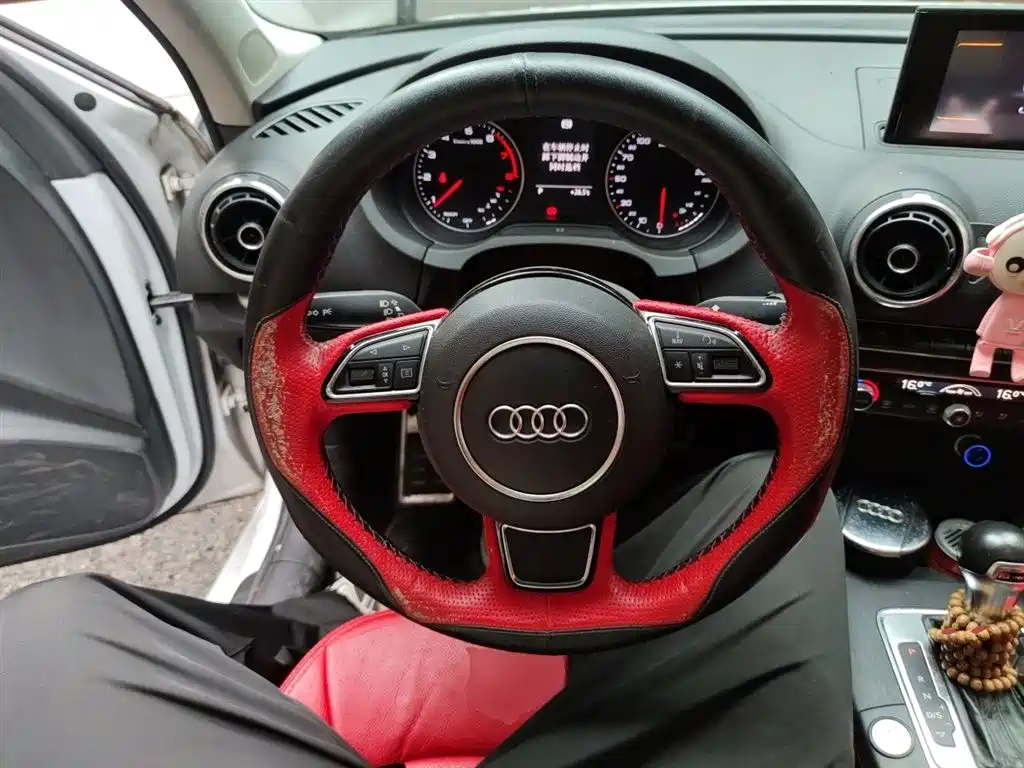 Audi A3 2016 Limousine 35 TFSI Leadership фото 7