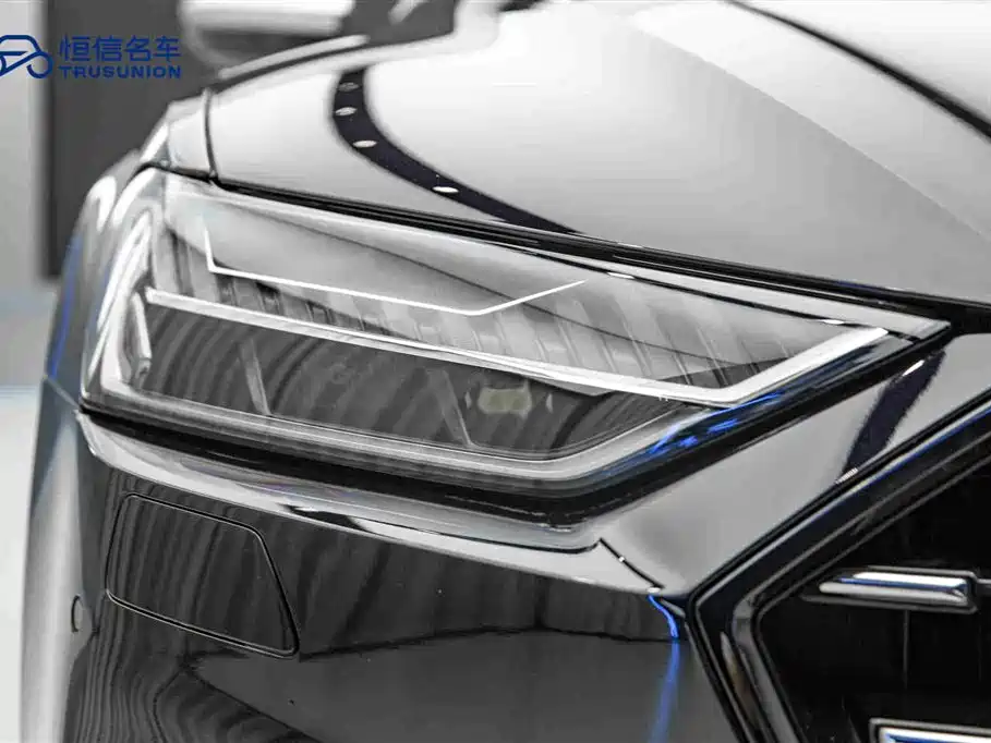 Audi A7L 2024 45 TFSI Luxury фото 10