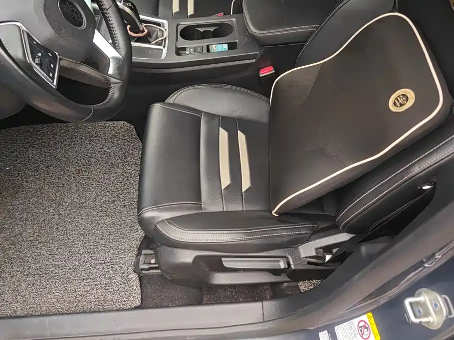 BYD Qin Pro 2019 2018 1.5TI Automatic Smart Connected Dynamic Edition