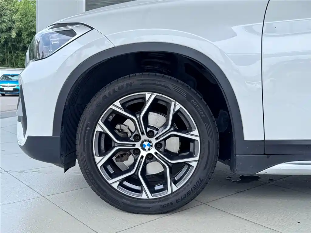 BMW X1 2020 sDrive20Li Premium Edition фото 6