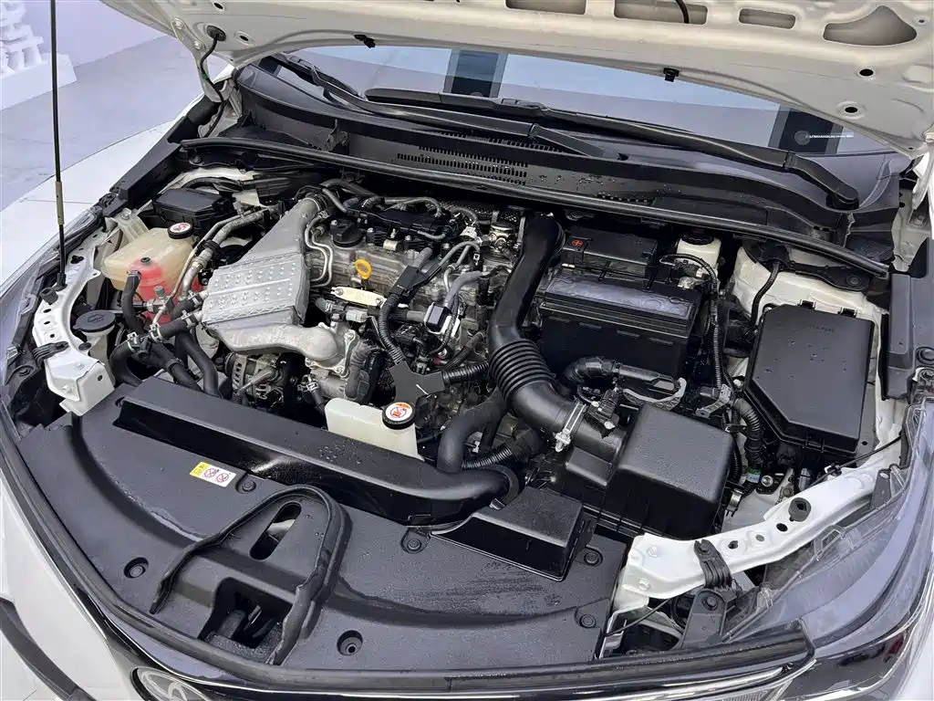 Toyota Corolla 2019 1.2T S-CVT GL Pioneer Edition фото 12