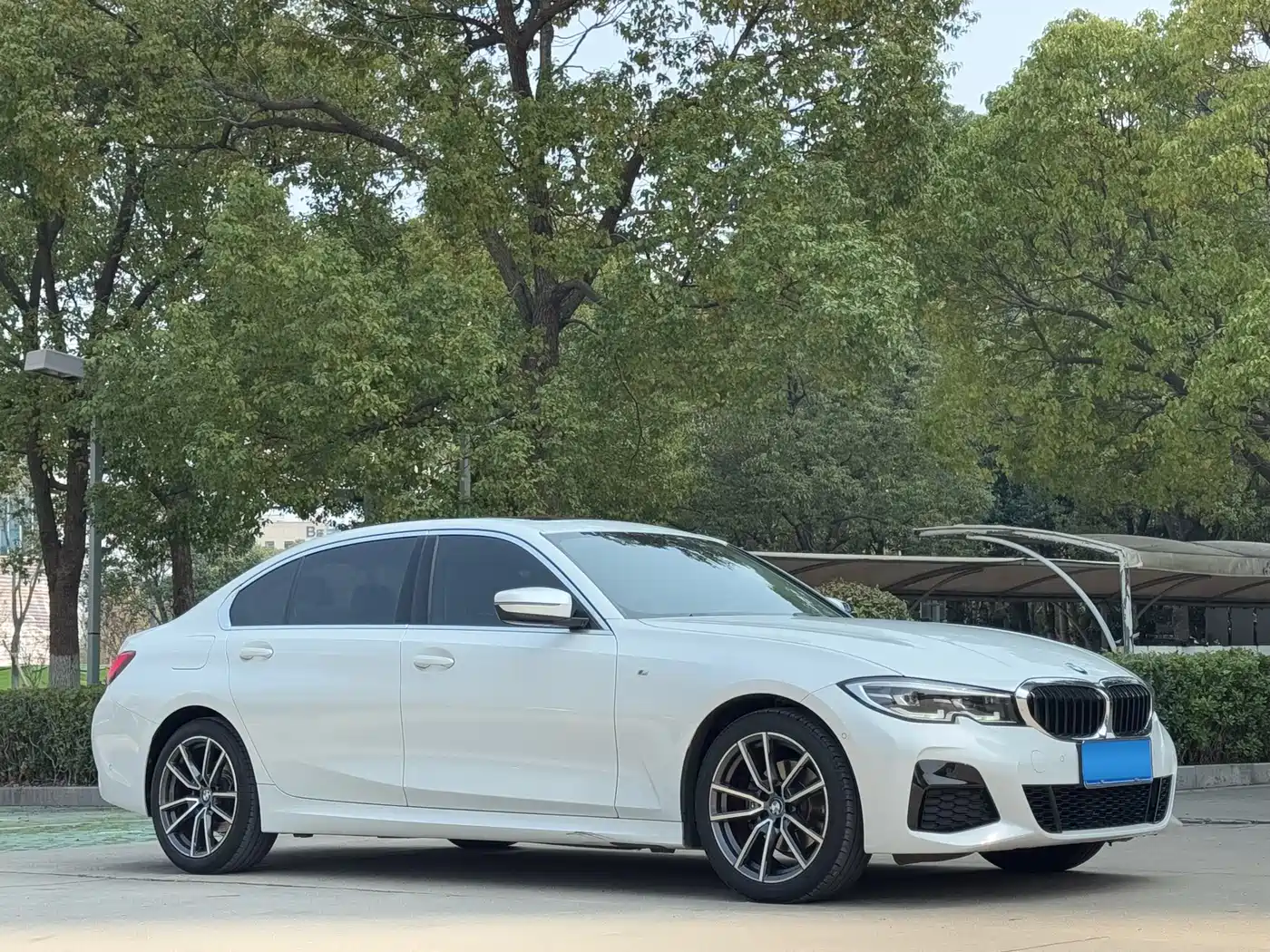 BMW 3 Series 2021 325Li M Sport Package фото 5