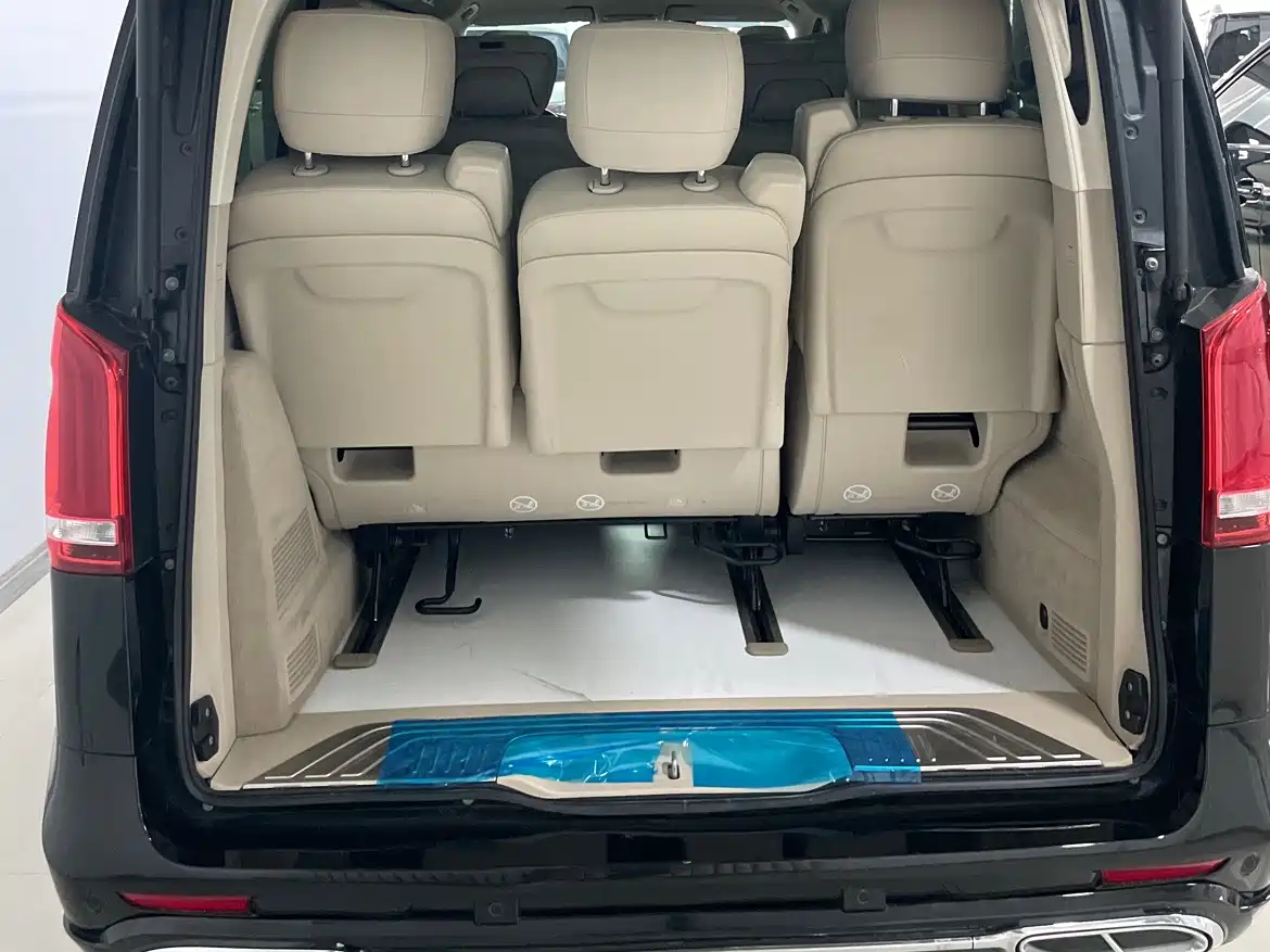 Mercedes-Benz V-Class 2022 V 260 Prestige Edition фото 24