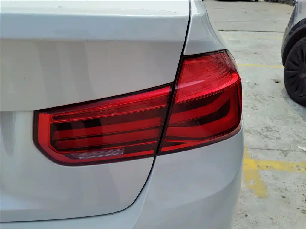 BMW 3 Series 2017 320Li Fashion фото 8
