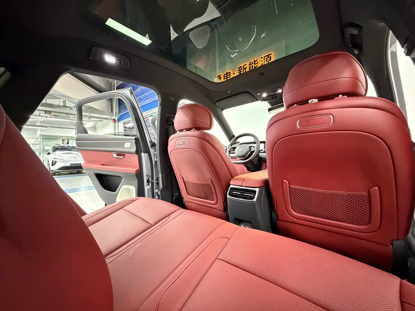 AITO Wenjie AITO M5 2025 Extended Range Ultra AWD фото 9