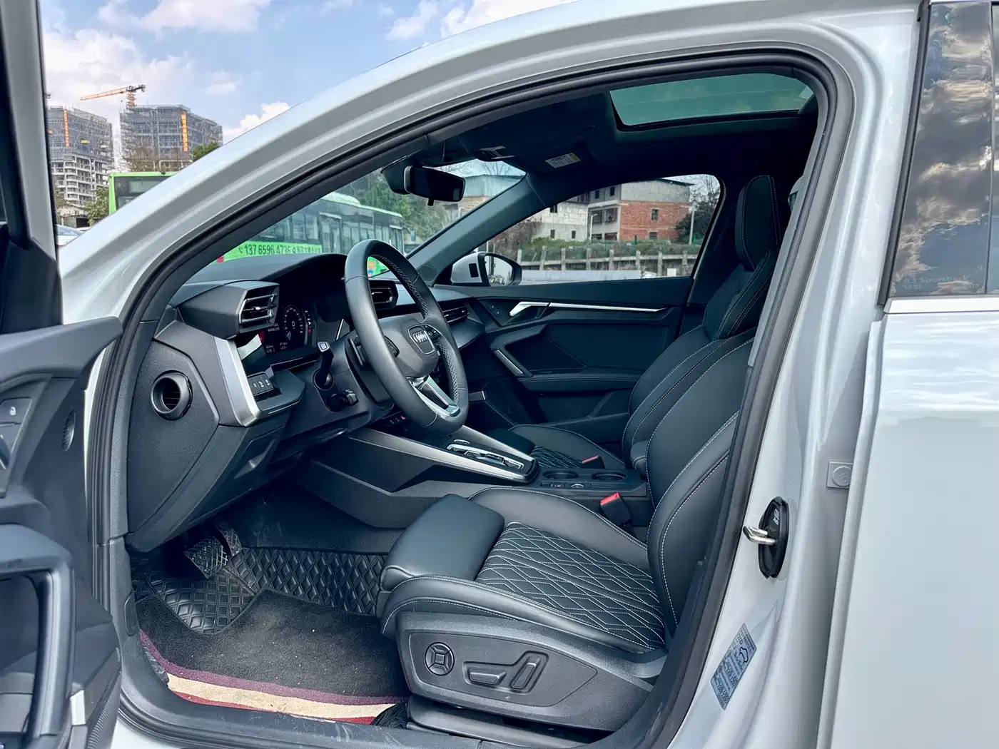 Audi A3 2025 Sportback 35TFSI Flying Premium фото 4