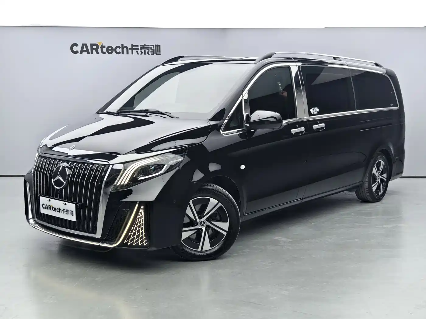 Mercedes-Benz Vito 2021 2.0T Business Edition 7-seater