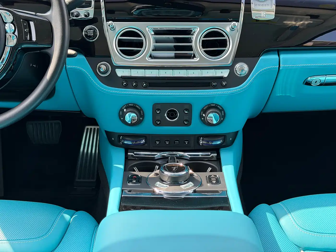 Rolls-Royce Ghost 2018 6.6T Standard Wheelbase фото 15