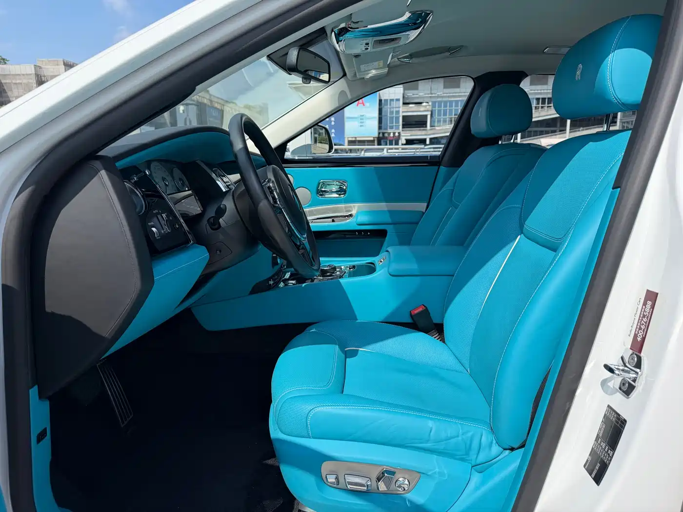 Rolls-Royce Ghost 2018 6.6T Standard Wheelbase фото 26