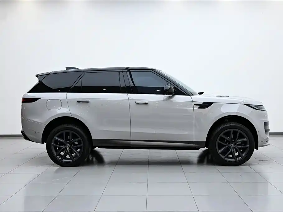 Land Rover Range Rover Sport 2023 400PS Dynamic SE фото 6