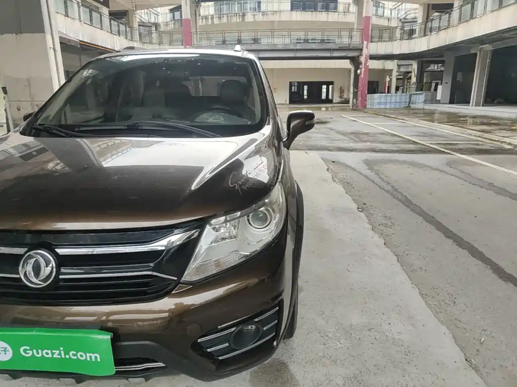Dongfeng Fengxing Joyear XV 2016 2015 1.6L CVT Luxury