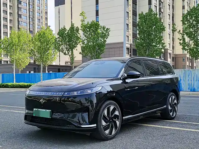 Dongfeng eπ008 210Max, система помощи водителю, 6 мест