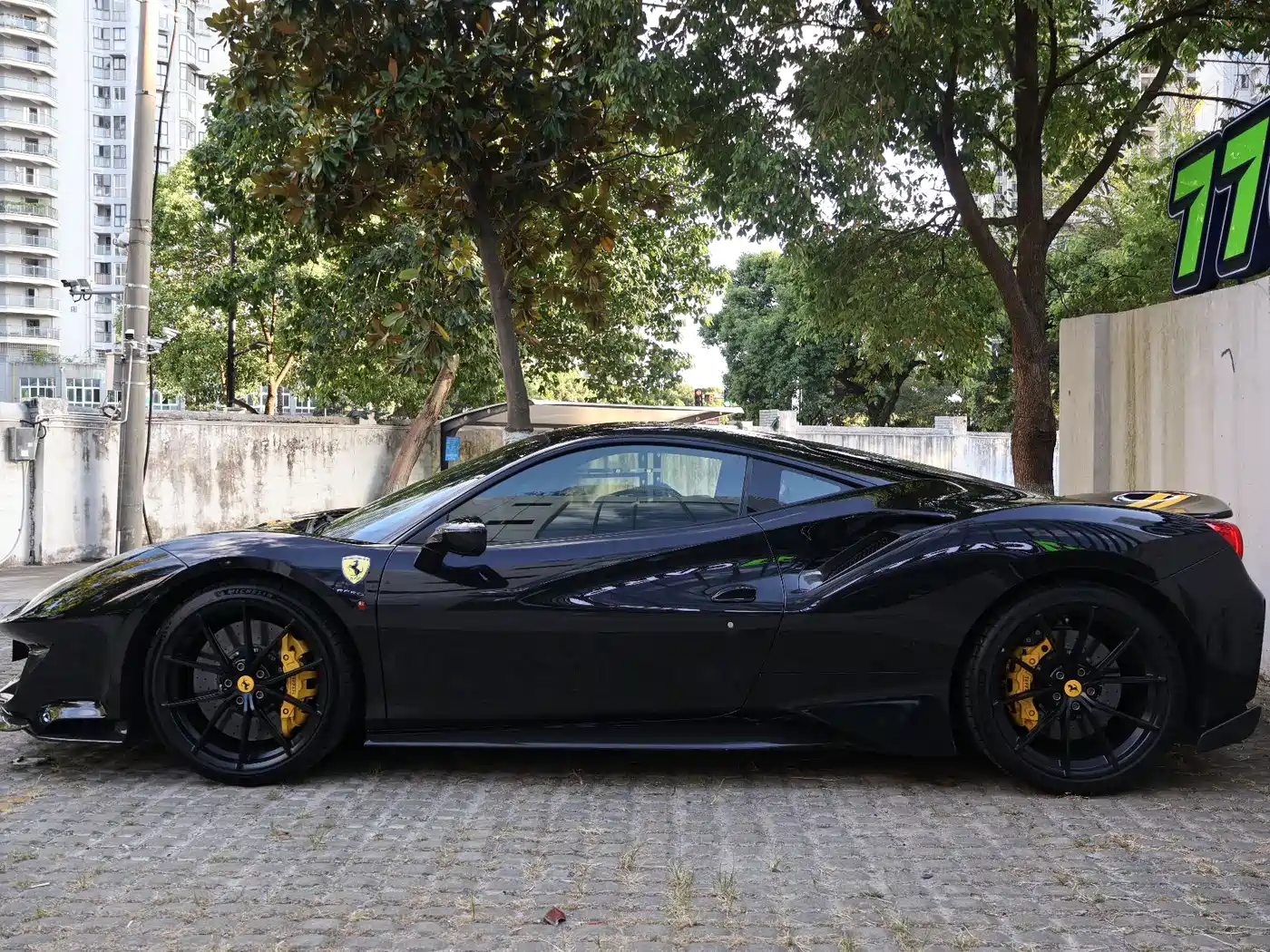 Ferrari 488 2019 2018 488 Pista