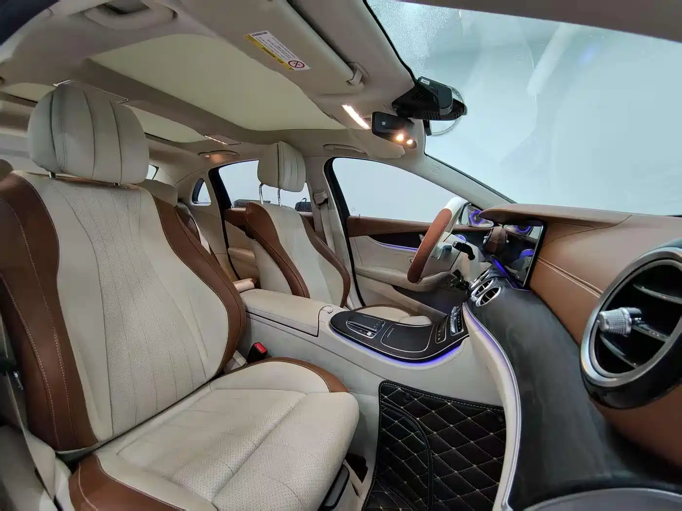 Mercedes-Benz E-Class 2022 Facelift E 300 L Fashion Style фото 15