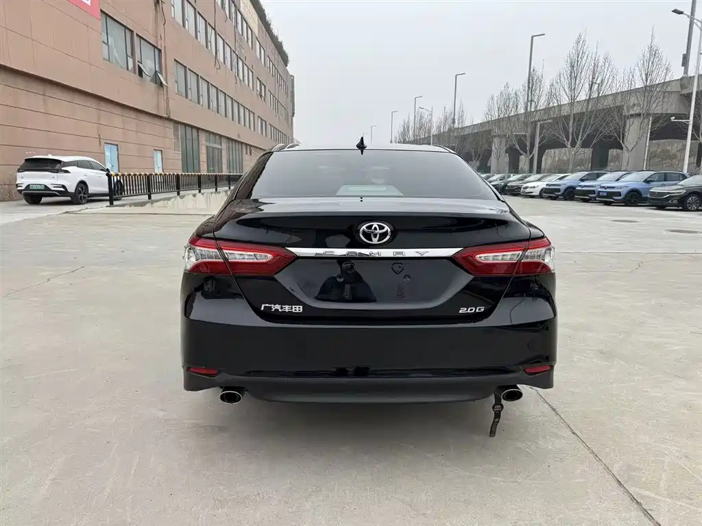 Toyota Camry 2021 2.0G Luxury Edition фото 7