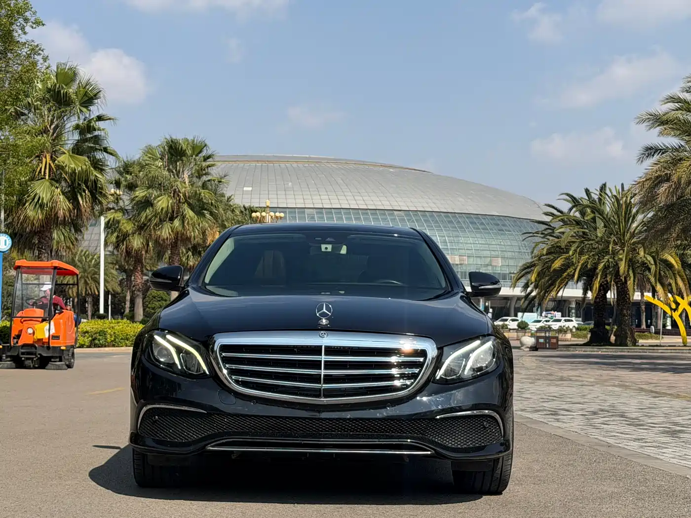 Mercedes-Benz E-Class 2017 E 200 L 4MATIC фото 2