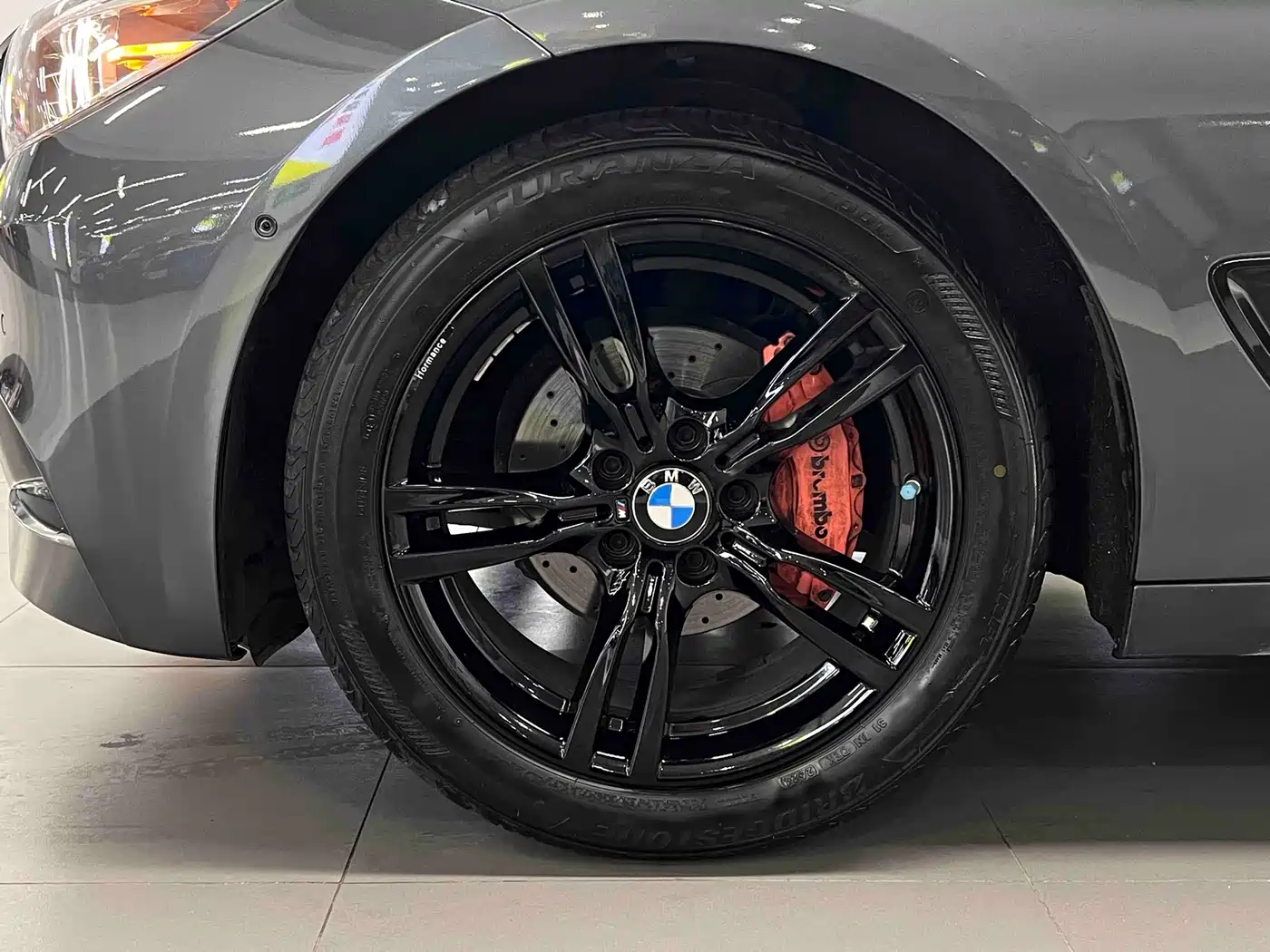 BMW 3 Series GT 2020 320i M Sport Black Night Edition фото 9
