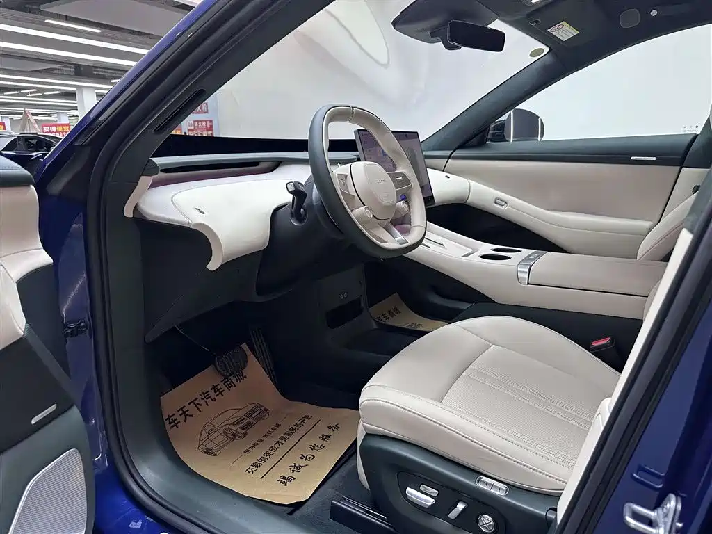 Xiaomi Auto Xiaomi YU7 2025 Ultra Long Range High Performance AWD Max Edition фото 3