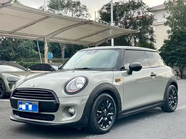 MINI 