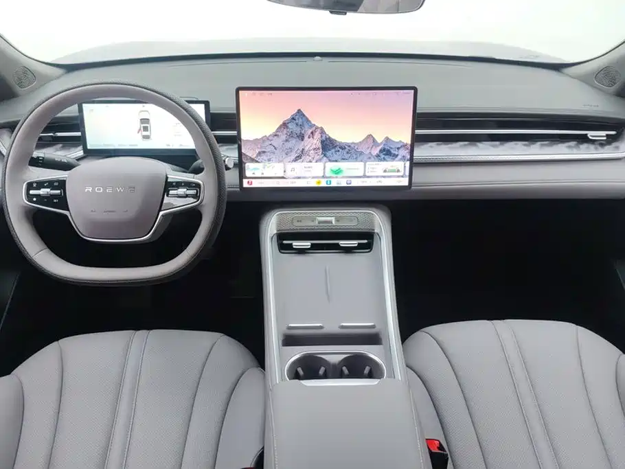 صورة 12 - Roewe M7 DMH