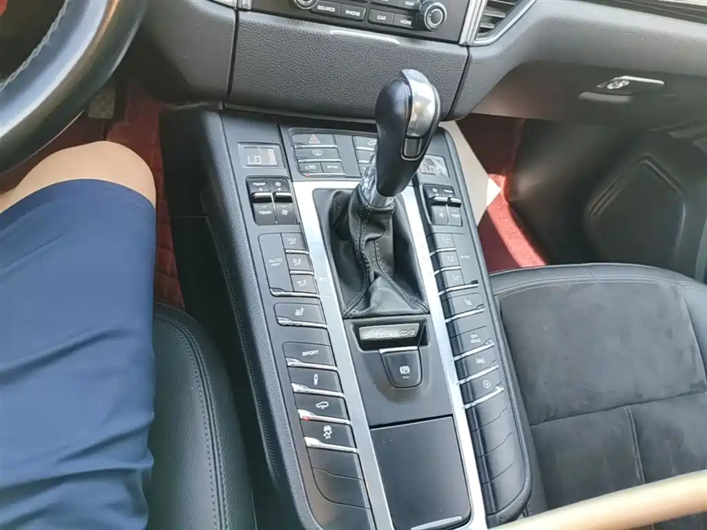 Porsche Macan 2017 Macan S 3.0T фото 14