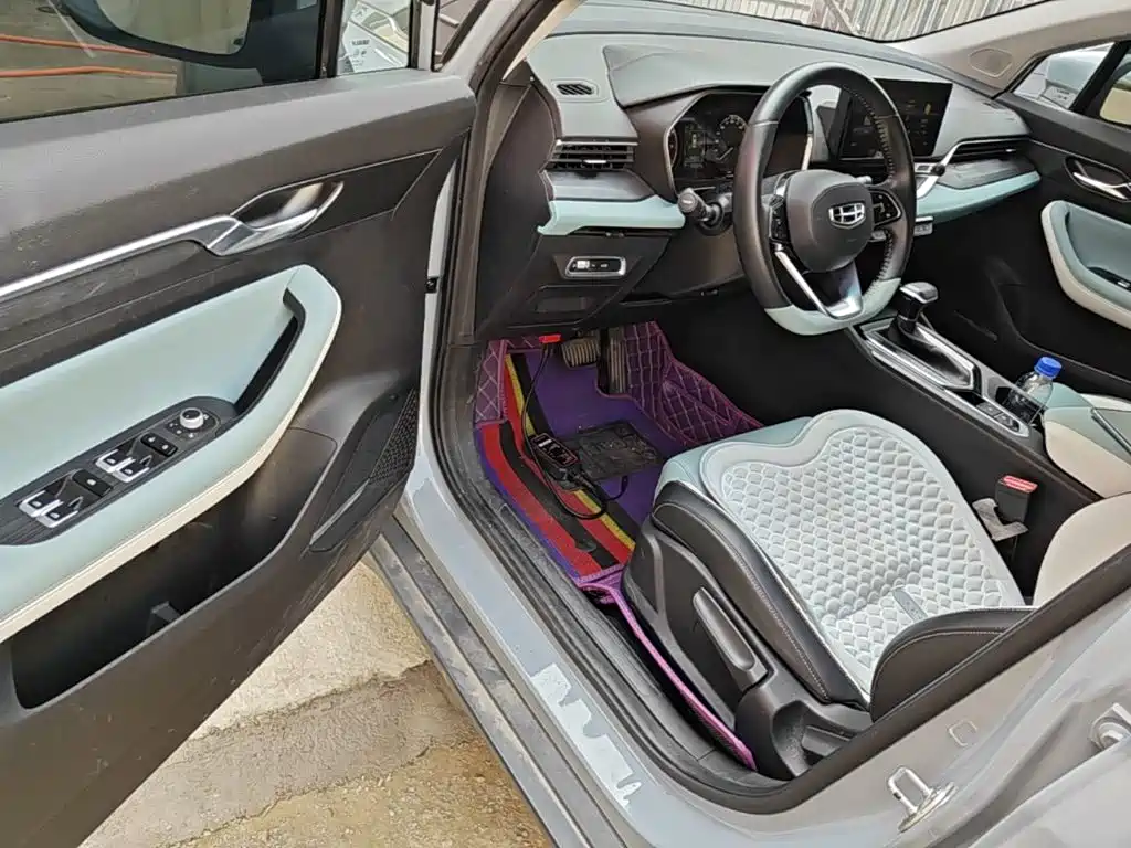 Geely Emgrand S 2022 2022 1.4T CVT Crossover Player