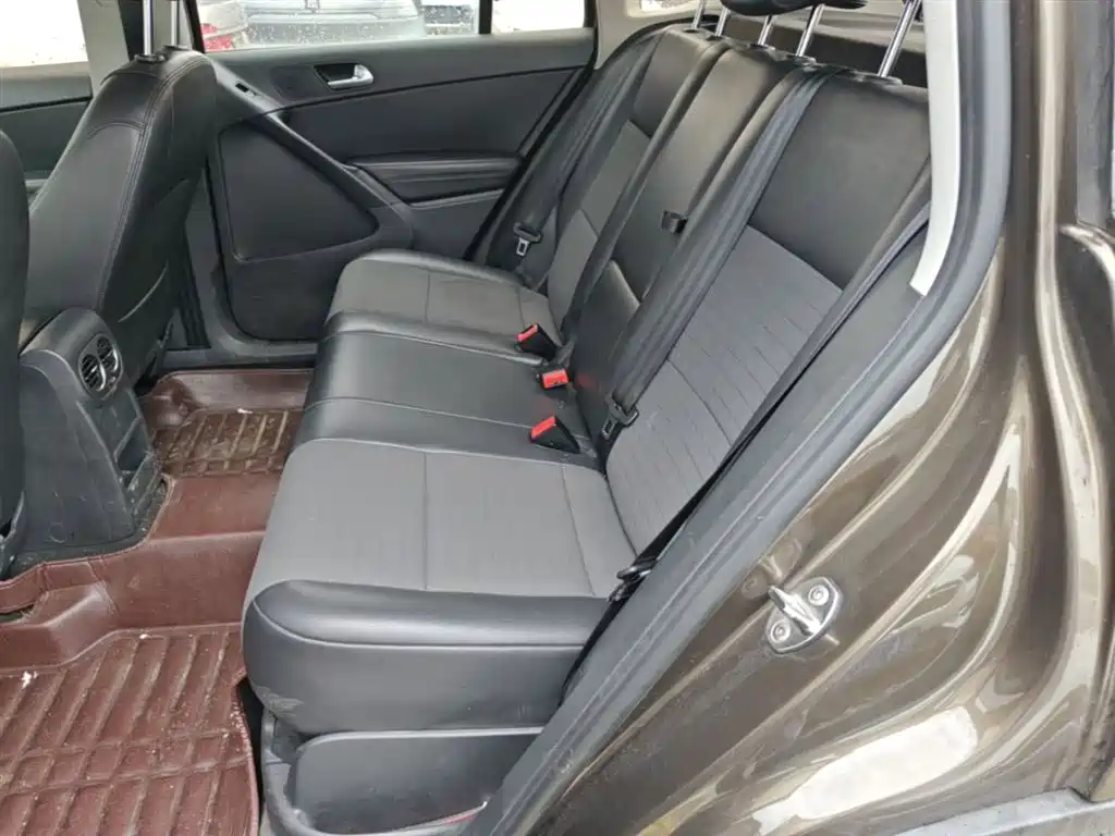Volkswagen Tiguan 2015 1.8TSI Automatic 2WD Trendline фото 17