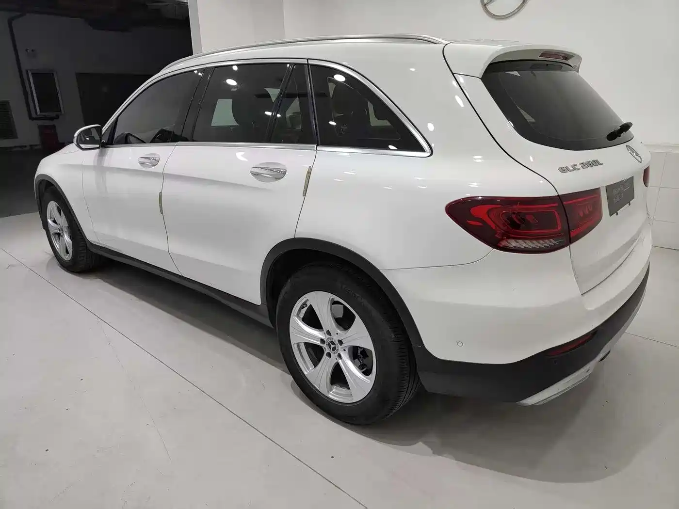 Mercedes-Benz GLC 2020 Facelift GLC 260 L 4MATIC Dynamic фото 17