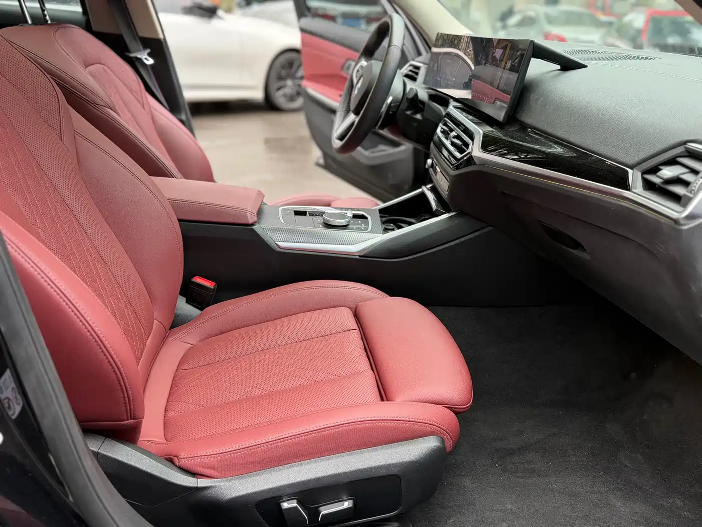 BMW 3 Series 2023 325Li M Sport Black Night Package фото 8