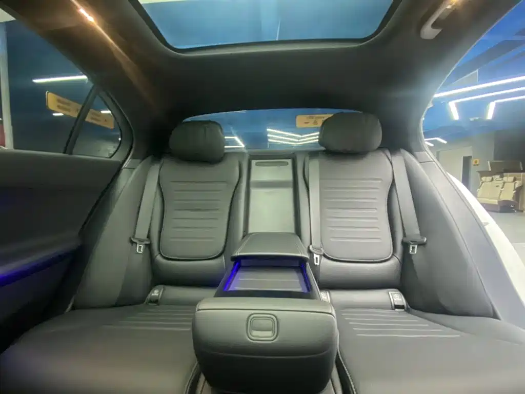 Mercedes-Benz C-Class 2024 Facelift C 260 L Sport фото 24