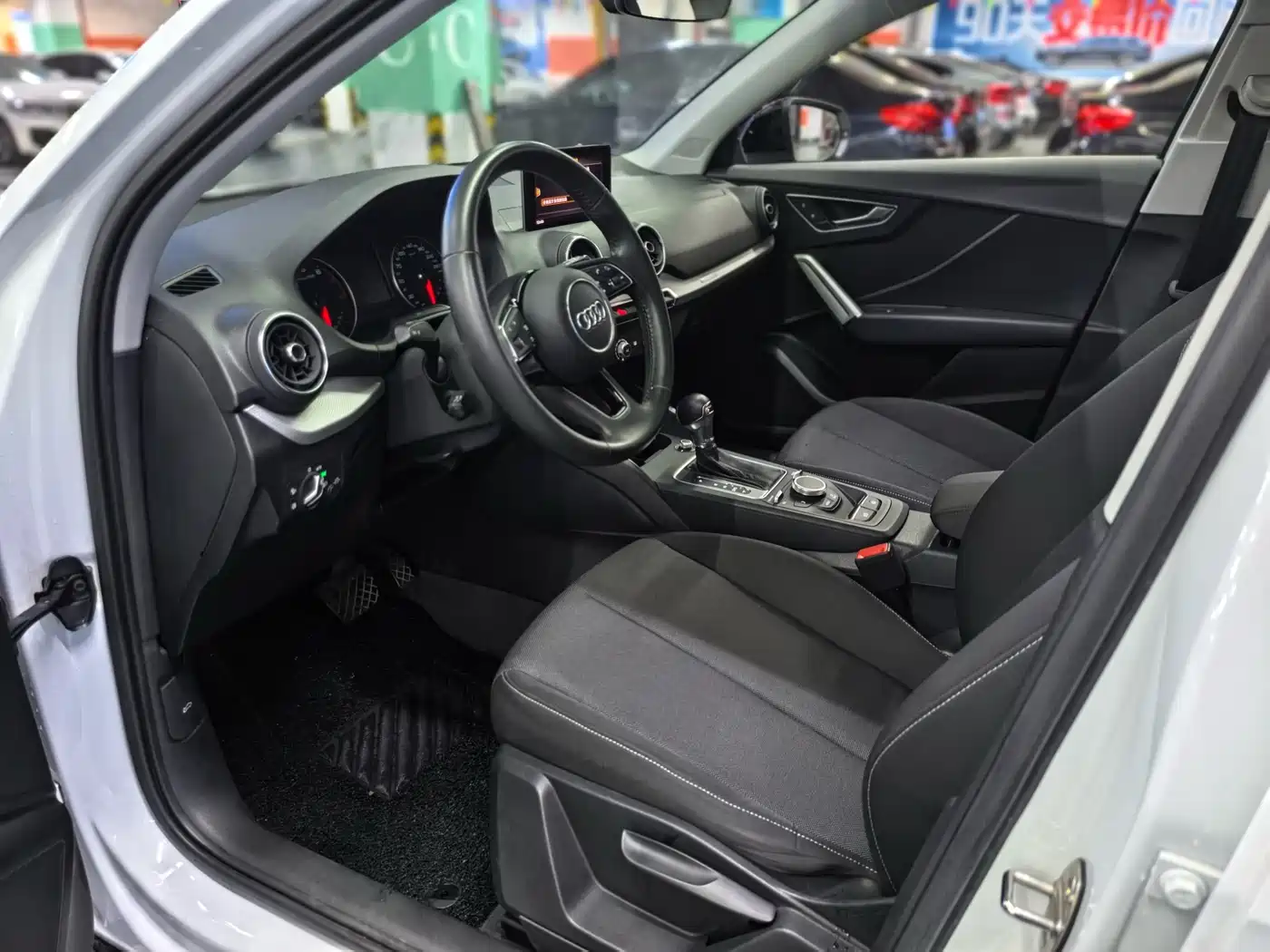 Audi Q2L 2020 35 TFSI Progressive Dynamic Model фото 9