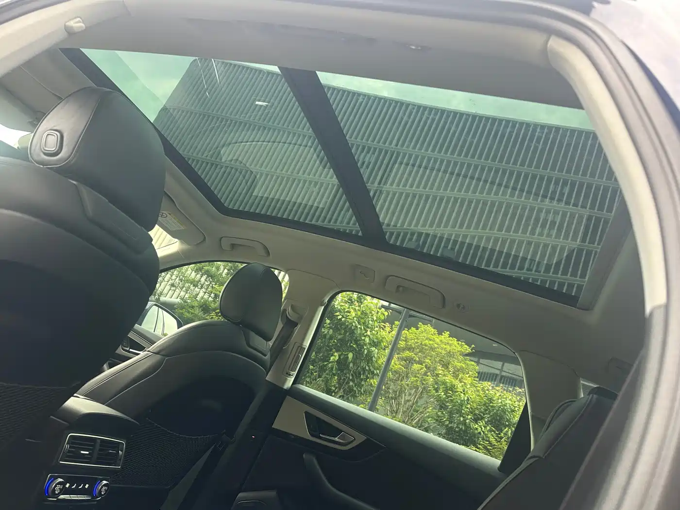Audi Q7 2019 55 TFSI Premium фото 12