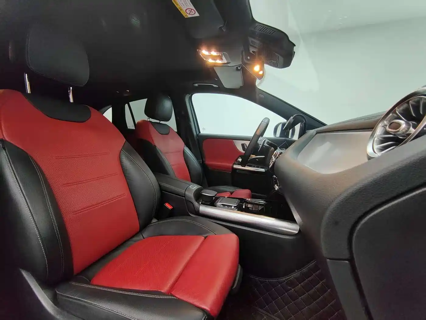 Mercedes-Benz GLA AMG 2021 AMG GLA 35 4MATIC фото 18