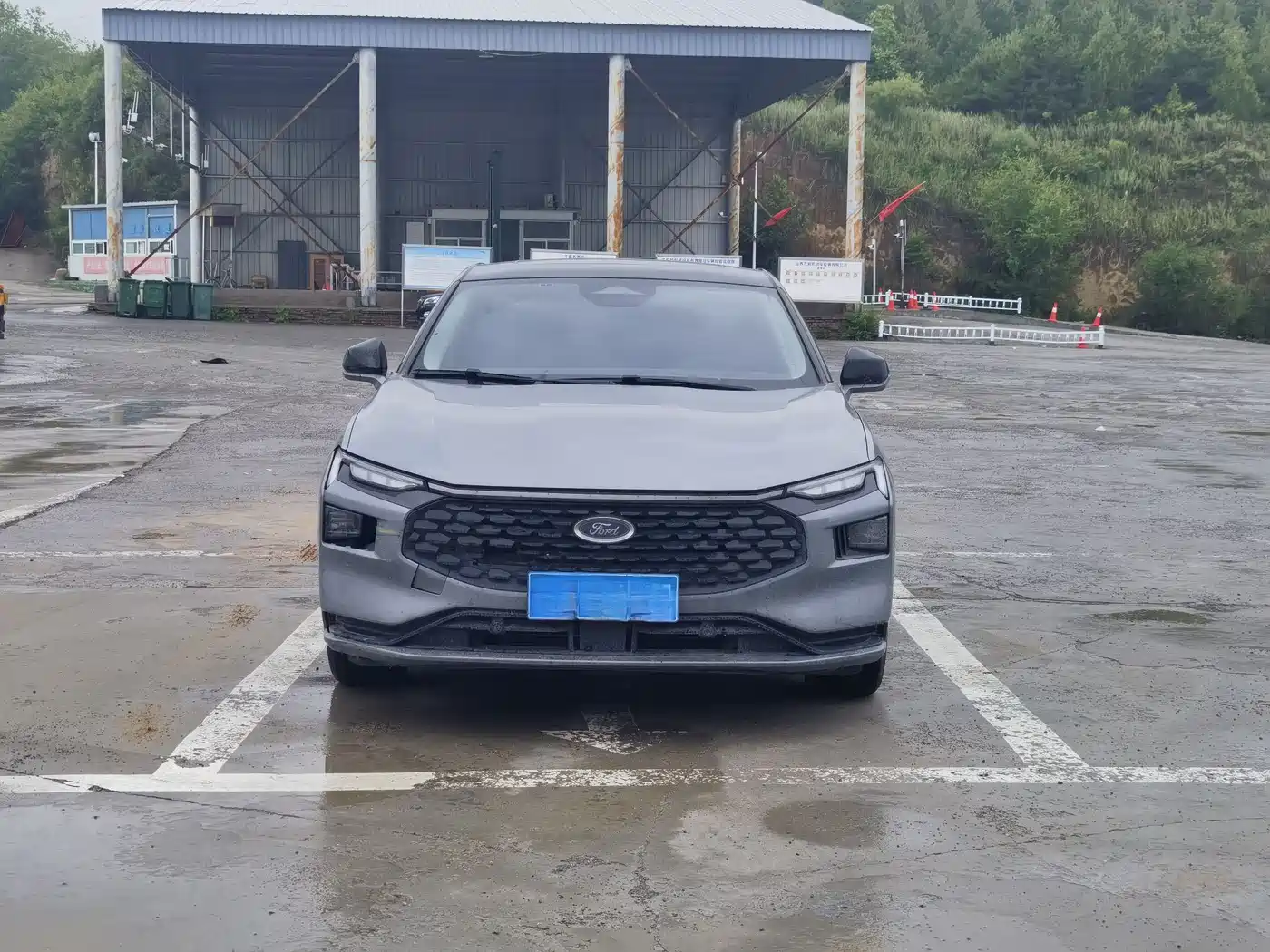 FORD MONDEO