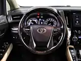 صورة 10 - Toyota Alphard