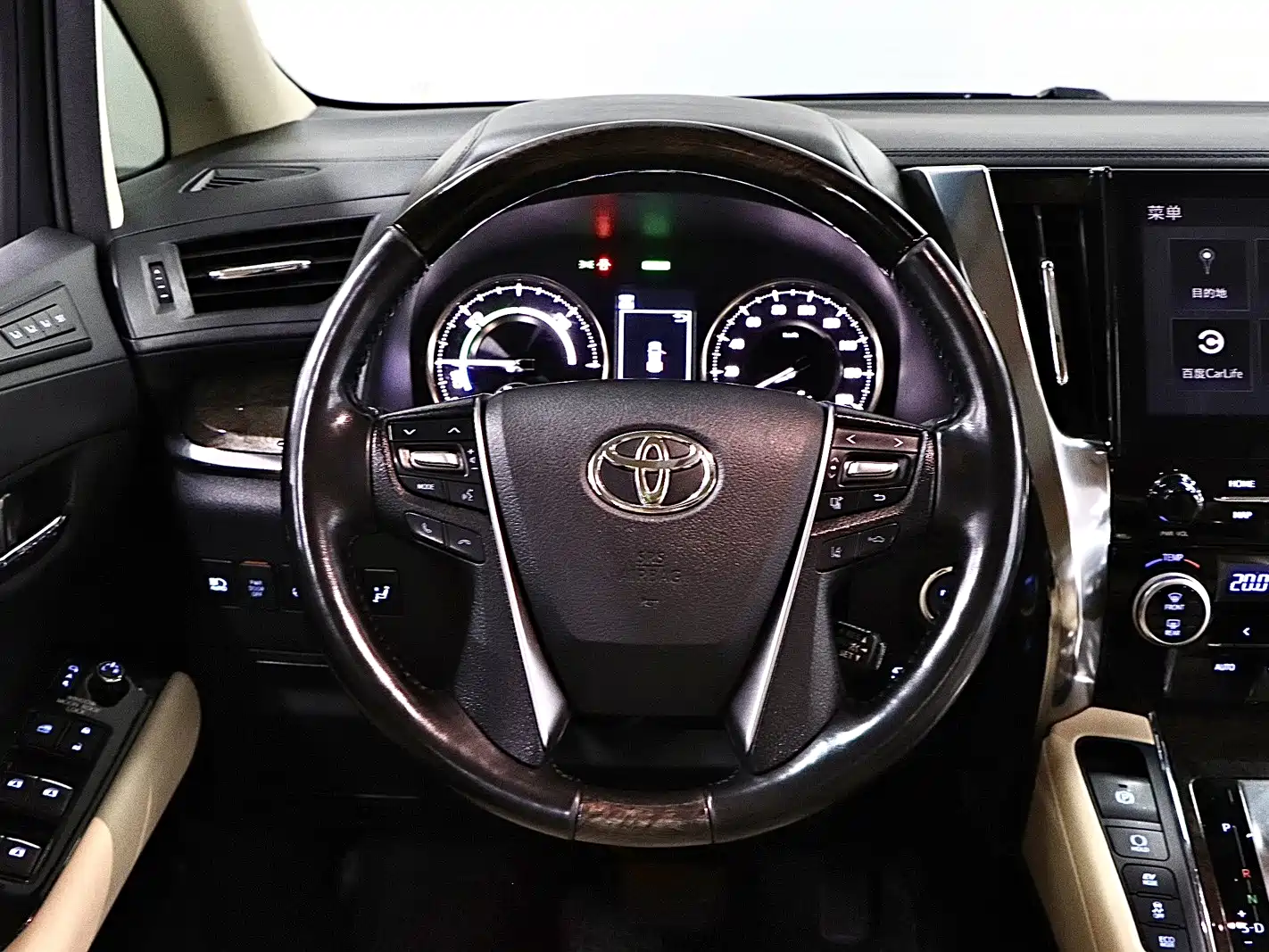 صورة 10 - Toyota Alphard