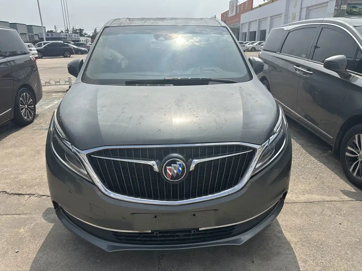 Фото 2 - Buick GL8
