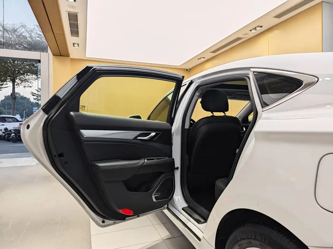 Geely Borui 2019 2018 1.5T MHEV Premium Edition
