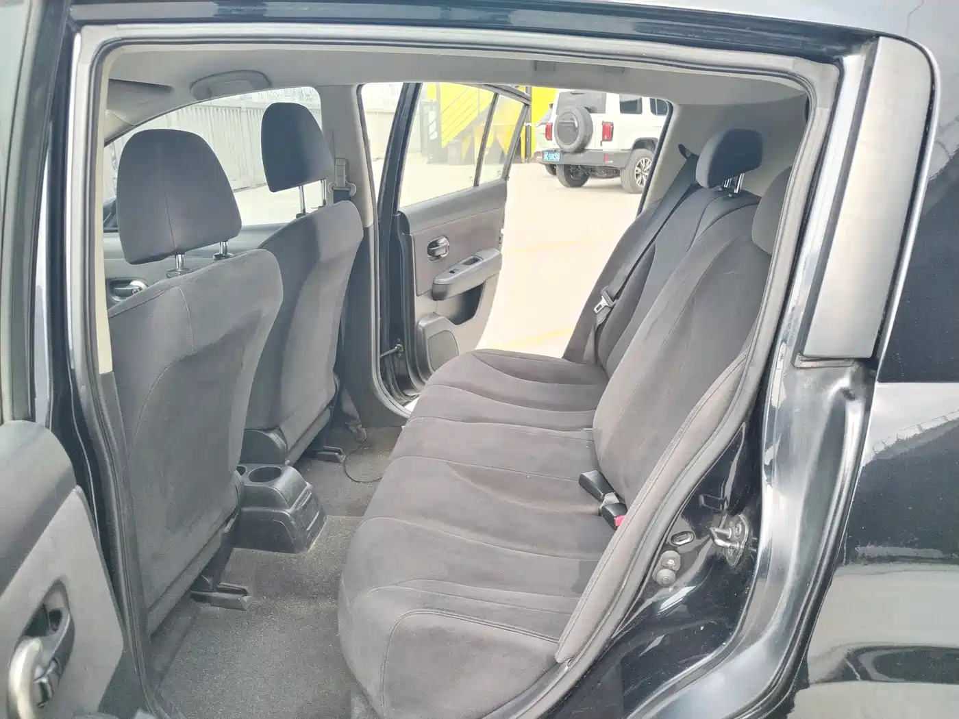 Nissan Tiida 2010 2008 1.6L Automatic Fashion