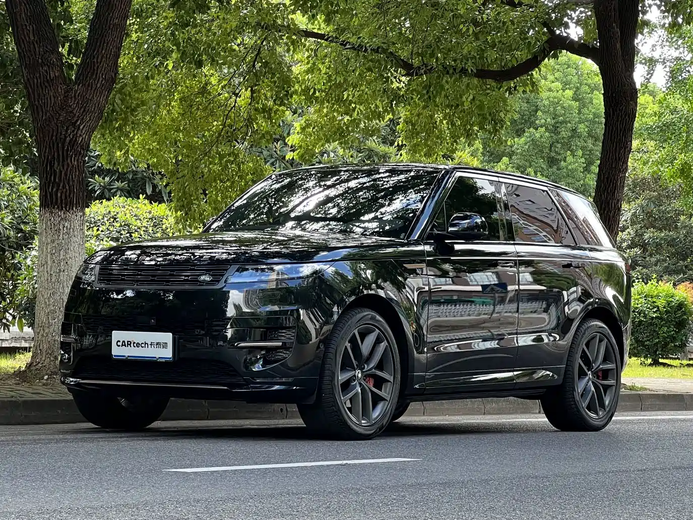 Land Rover Range Rover Sport 2025 2025 400PS Dynamic SE