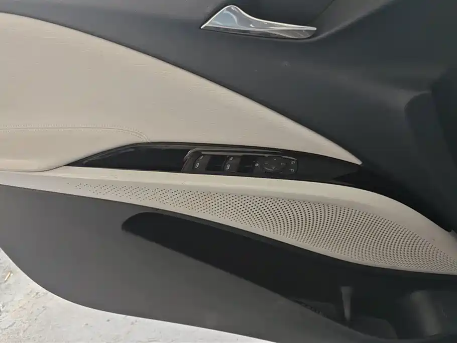 Buick Velite 6 2019 Connected Smart Edition фото 7